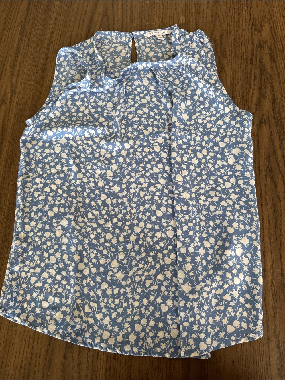 41 Hawthorn Light Blue and White Floral Sleeveless Top
